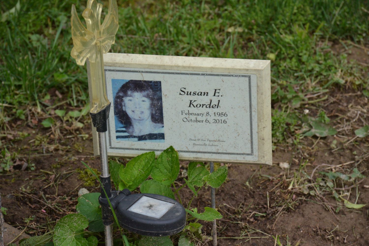 New London Cemetery New London, Honey Creek Township, Howard Co., Indiana